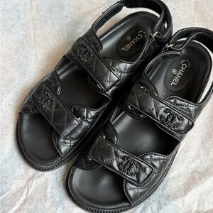 Chanel Black Quilted dad flat Sandals EU40